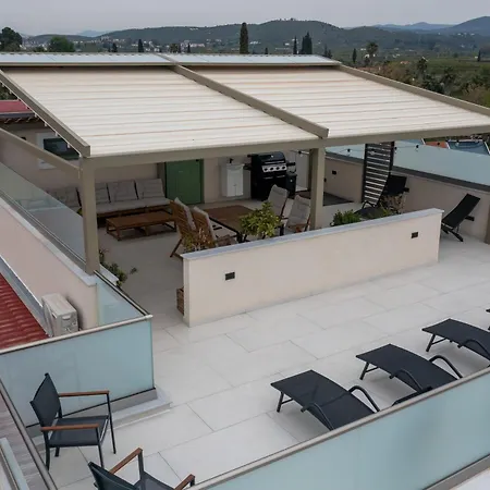 Deluxe 1, With Rooftop Terrace And Breathtaking Views Apartment Asini (Argolis)