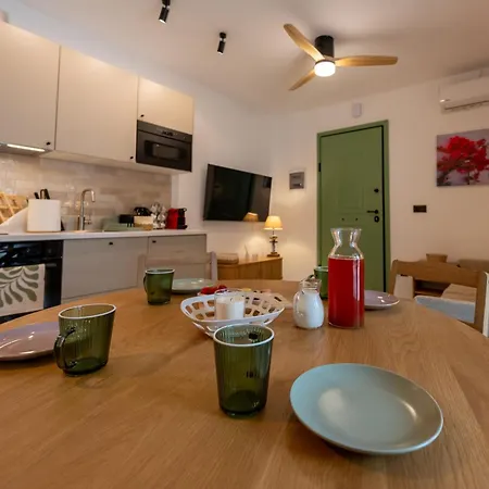 Apartment Deluxe 1, With Rooftop Terrace And Breathtaking Views *
