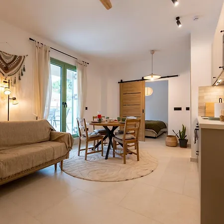 Apartment Deluxe 1, With Rooftop Terrace And Breathtaking Views Asíni